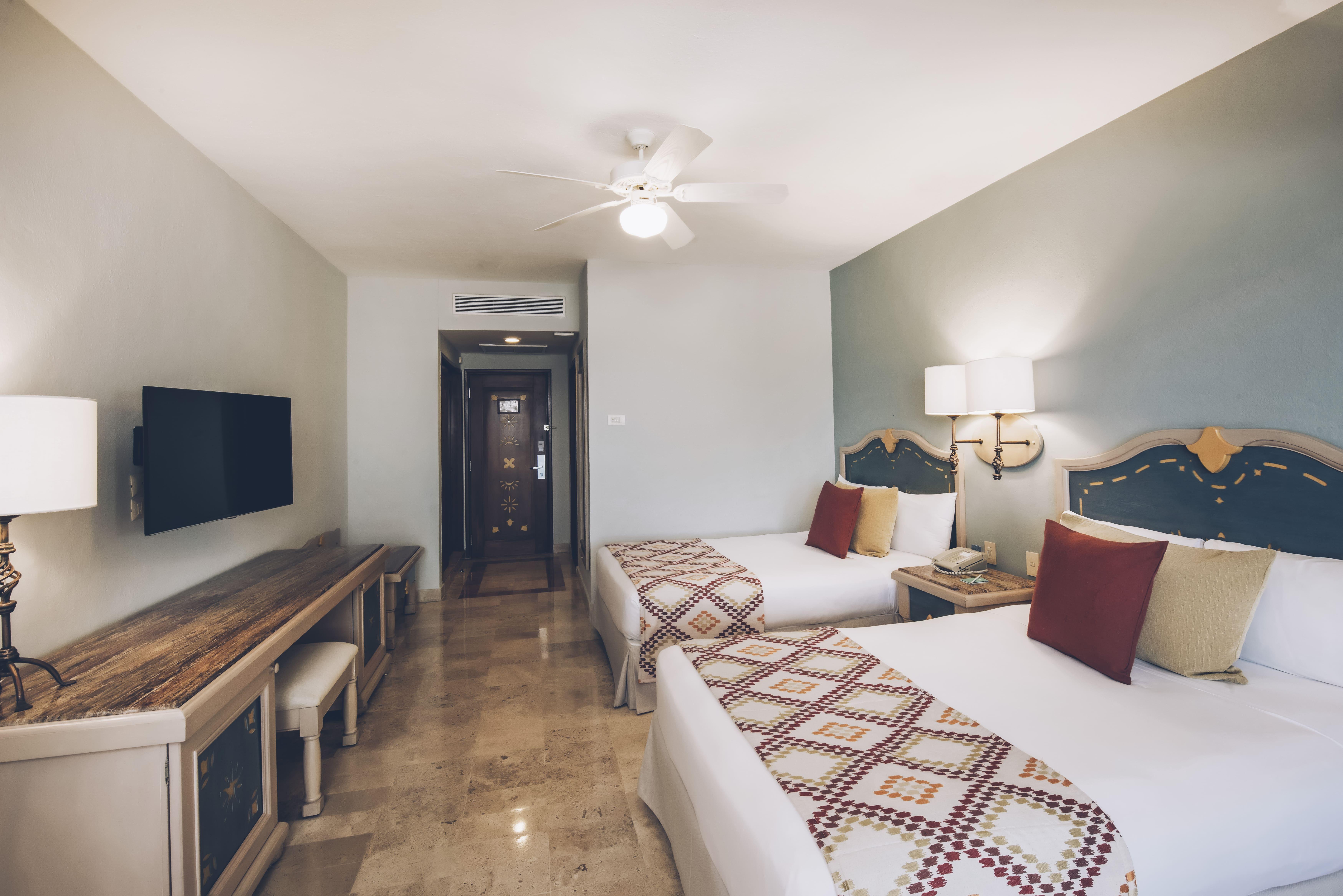 Iberostar Waves Paraiso Del Mar Playa Paraiso Екстериор снимка